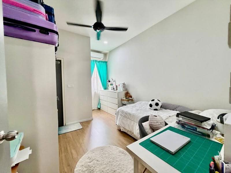 Rumah Teres 2-Tingkat untuk Dijual di Serene Heights (Semenyih) - Azli Ibrahim - Bedroom - PropertyGuru.com.my