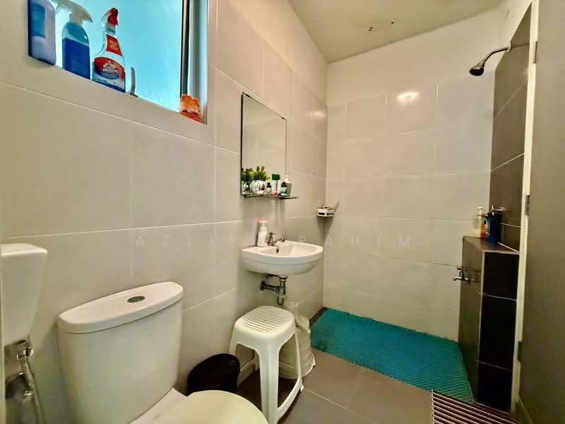 Rumah Teres 2-Tingkat untuk Dijual di Serene Heights (Semenyih) - Azli Ibrahim - Bathroom - PropertyGuru.com.my