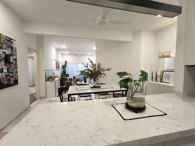Pangsapuri untuk Dijual di Sri Kenangan - Azli Ibrahim - Dining Room - PropertyGuru.com.my
