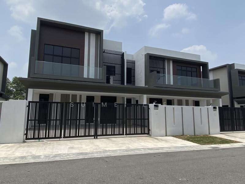 Rumah Berkembar untuk Dijual di Taman Sutera Utama (Skudai) - Suimei Lee - Exterior - PropertyGuru.com.my