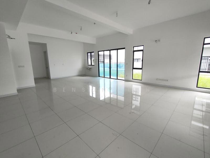 Semi-Detached House for Rent in Sungai Buloh (Selangor) - Benson Lian - Living Room - PropertyGuru.com.my