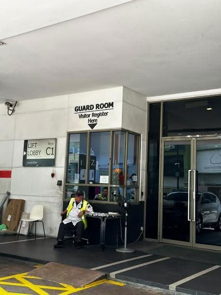 Shop / Office for Sale in Bandar Damansara Perdana (Damansara Perdana) - Liz Lew - Entrance - PropertyGuru.com.my