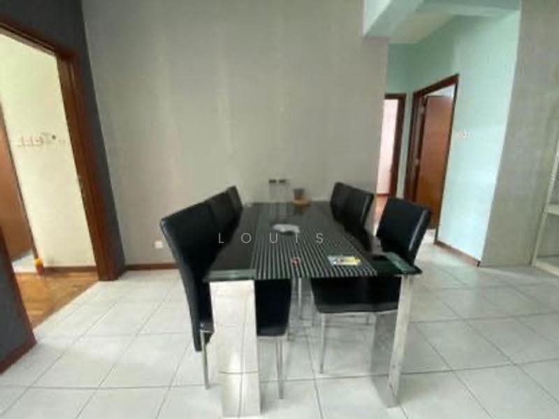 Pangsapuri untuk Dijual di Molek Pine 1 - Louis Ng - Dining Room - PropertyGuru.com.my