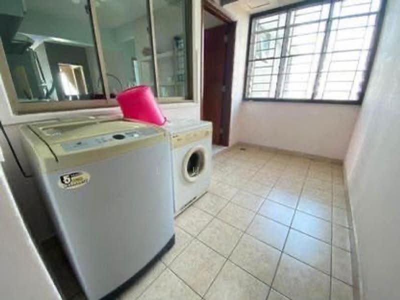 Pangsapuri untuk Dijual di Molek Pine 1 - Louis Ng - Interior - PropertyGuru.com.my