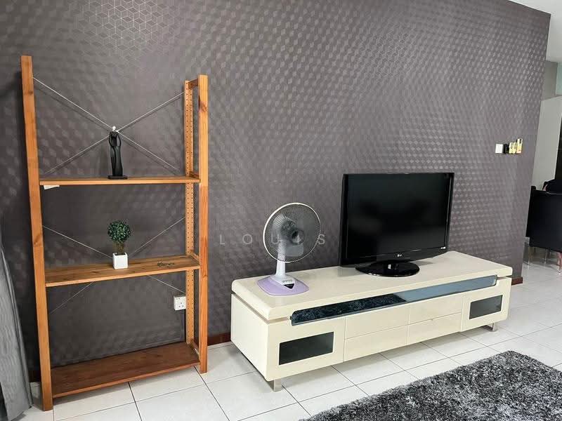 Pangsapuri untuk Dijual di Molek Pine 1 - Louis Ng - Living Room - PropertyGuru.com.my