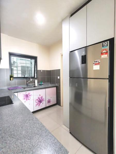 Kondominium untuk Disewa di Lakeville Residence - Frankie Sing - Kitchen - PropertyGuru.com.my