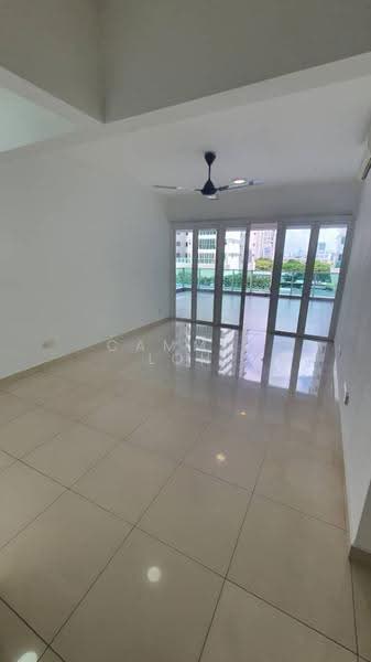 Kondominium untuk Dijual di The Regina - Cammie Loh - Living Room - PropertyGuru.com.my