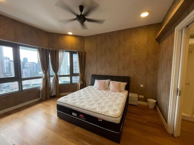Kediaman Servis untuk Dijual di The Sentral Residences - Alex Yong - Bedroom - PropertyGuru.com.my
