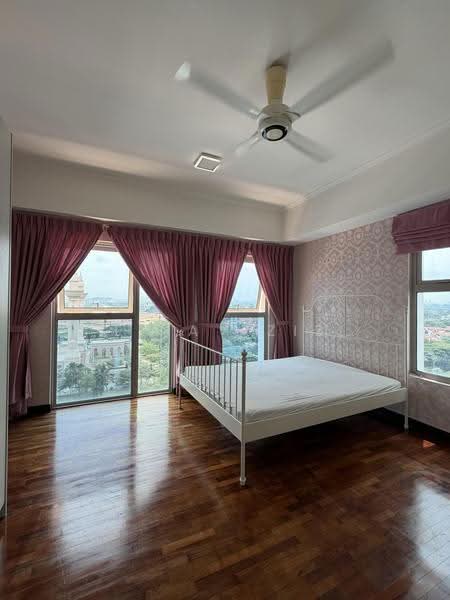 Kondominium untuk Dijual di Suria Jelutong - Lina Aziz - Bedroom - PropertyGuru.com.my