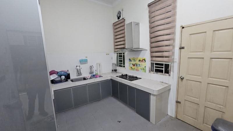 Bungalow House untuk Dijual di Ayer Keroh (Melaka) - Wesley Tan - Kitchen - PropertyGuru.com.my