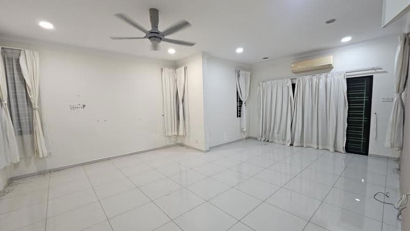 Bungalow House untuk Dijual di Ayer Keroh (Melaka) - Wesley Tan - Living Room - PropertyGuru.com.my