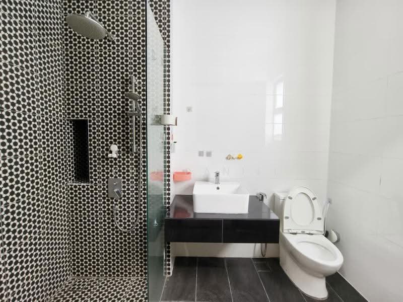 2-storey Terraced House for Sale in Setia Alam (Selangor) - Kho Daniel - Bathroom - PropertyGuru.com.my