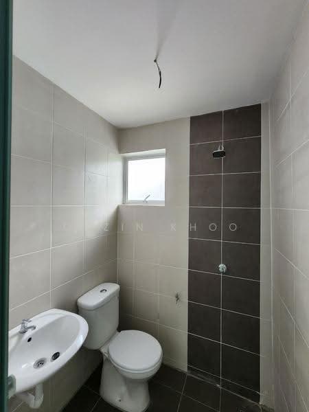 Rumah Teres 2-Tingkat untuk Dijual di Bandar Lahat Mines (Lahat) - Qazin Khoo - Bathroom - PropertyGuru.com.my