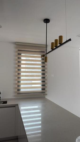 Kondominium untuk Dijual di ALIX Residences - Jenson Low - Kitchen - PropertyGuru.com.my