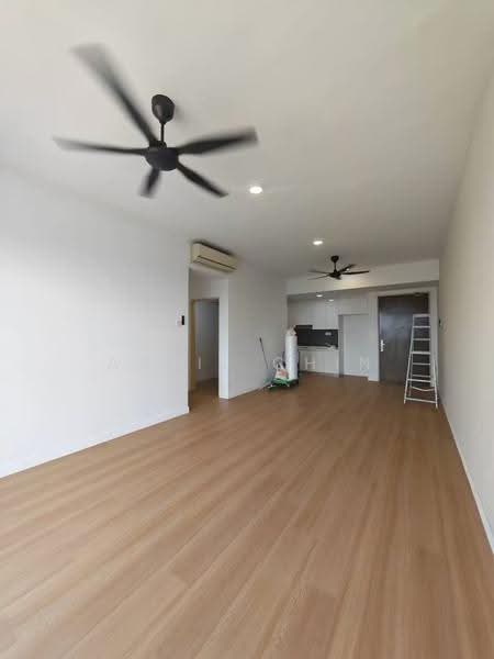 Kondominium untuk Dijual di Bora Residences - April Chin - Living Room - PropertyGuru.com.my