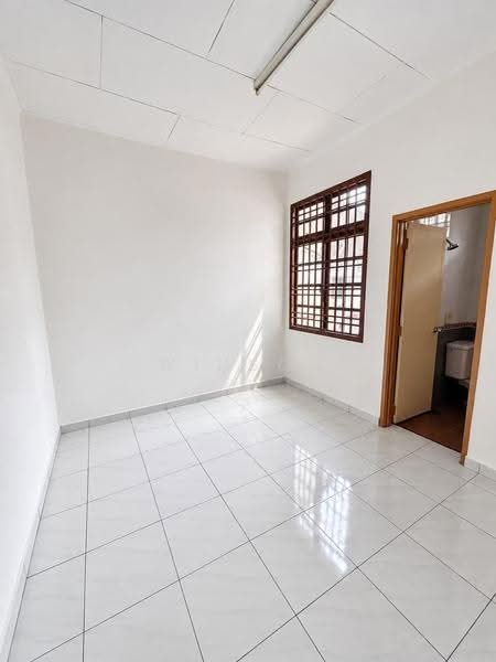2-storey Terraced House for Sale in Taman Tampoi Indah (Tampoi) - Winson Lim - PropertyGuru.com.my