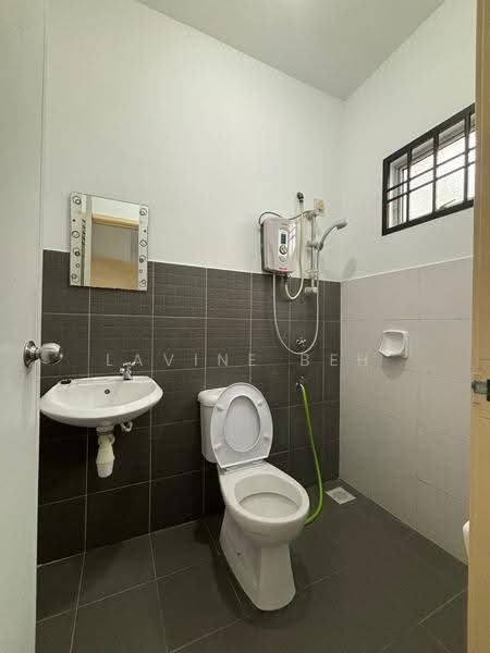 2-storey Terraced House for Rent in Setia Tropika (Johor Bahru) - Lavine Beh - Bathroom - PropertyGuru.com.my