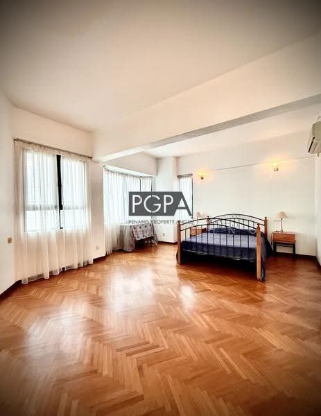 Kondominium untuk Dijual di Silverton Condominium - Cheryl Chng - Bedroom - PropertyGuru.com.my