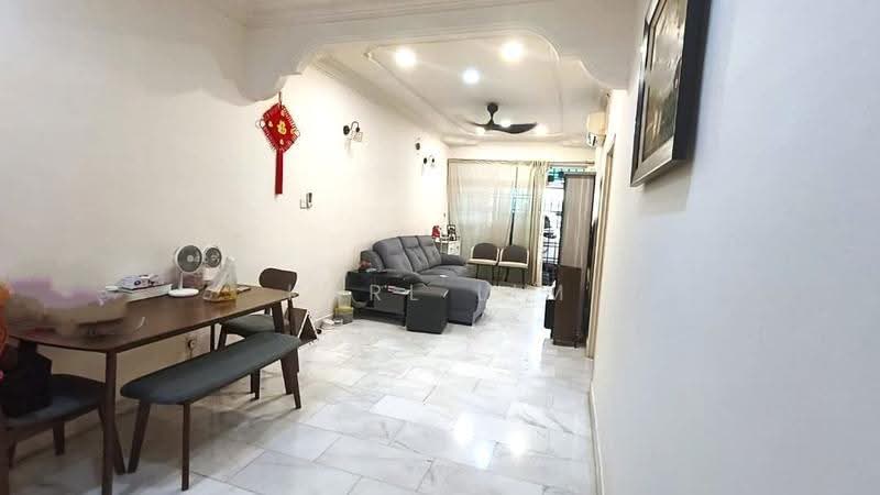 1-storey Terraced House for Sale in Bukit Indah (Iskandar Puteri (Nusajaya)) - Karl Lim - Living Room - PropertyGuru.com.my