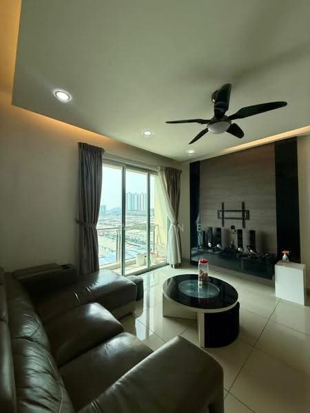Pangsapuri untuk Disewa di Taman Mount Austin - Daphne Lee - Living Room - PropertyGuru.com.my