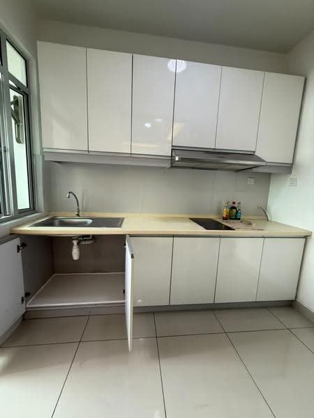 Pangsapuri untuk Disewa di Taman Mount Austin - Daphne Lee - Kitchen - PropertyGuru.com.my