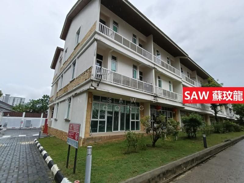 3-storey Terraced House for Sale in Jelutong (Penang) - Zhonl Saw Boon Loong - Exterior - PropertyGuru.com.my