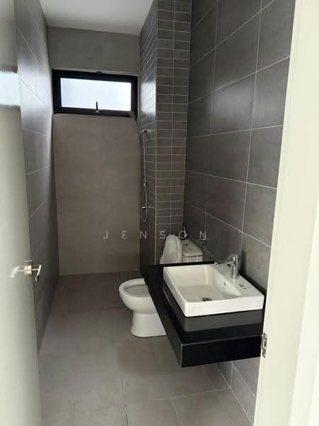 Semi-Detached House for Sale in Ampang (Selangor) - Jenson Low - Bathroom - PropertyGuru.com.my