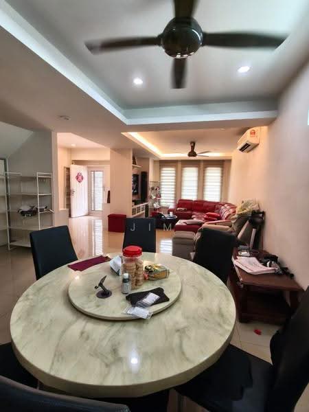 Rumah Teres 3-Tingkat untuk Dijual di Taman Suria (Johor Bahru) - Jim Ng - Living Room - PropertyGuru.com.my