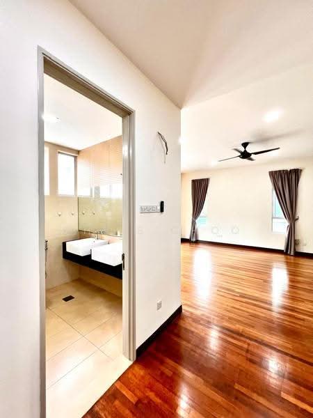 Semi-Detached House for Rent in Laman Rimbunan (Kepong) - Chris Choo - Bathroom - PropertyGuru.com.my
