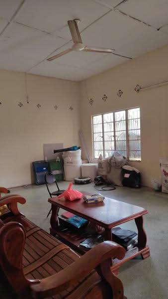 Bungalow House for Rent in Teluk Pulai (Klang) - Lay Bee - Living Room - PropertyGuru.com.my