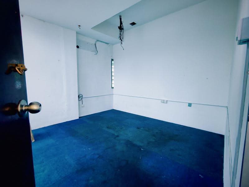 Shop / Office for Rent in Bandar Botanic (Klang) - CL Chew - Interior - PropertyGuru.com.my