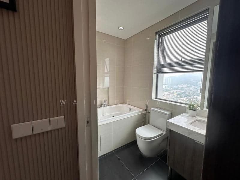 Kondominium untuk Dijual di Capella Embassy (D'Rapport Residences) - Wallace Yap - Bathroom - PropertyGuru.com.my