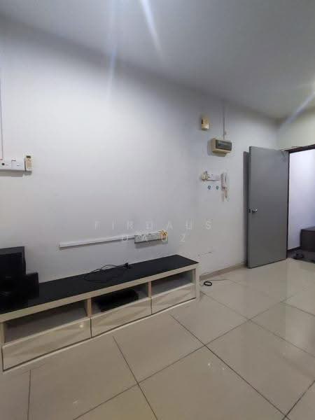 Apartment for Rent at Zennith Suites (Pangsapuri Kebun Teh) - Firdaus Dauz - Living Room - PropertyGuru.com.my