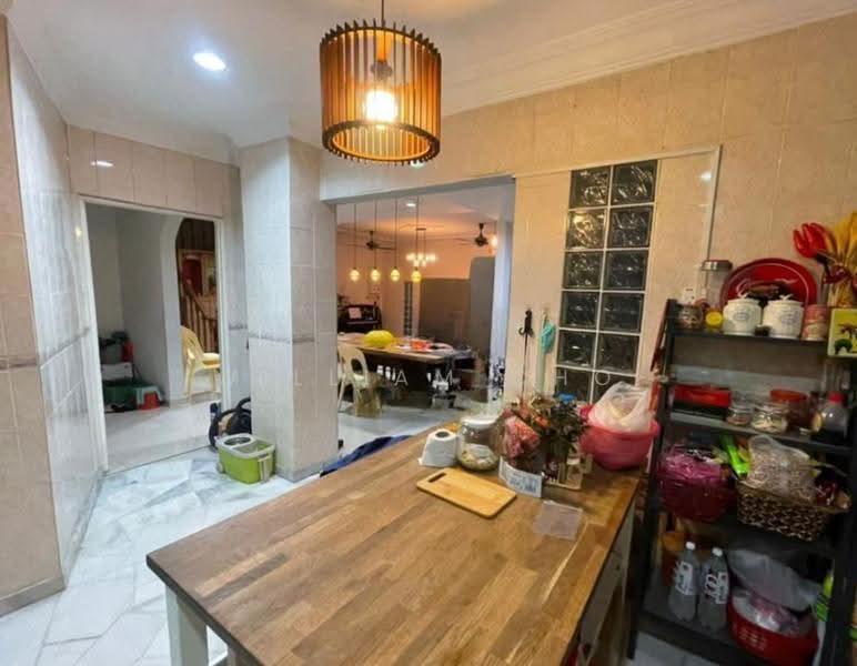 2-storey Terraced House for Sale in Taman Maluri (Cheras) - William Cho - Kitchen - PropertyGuru.com.my