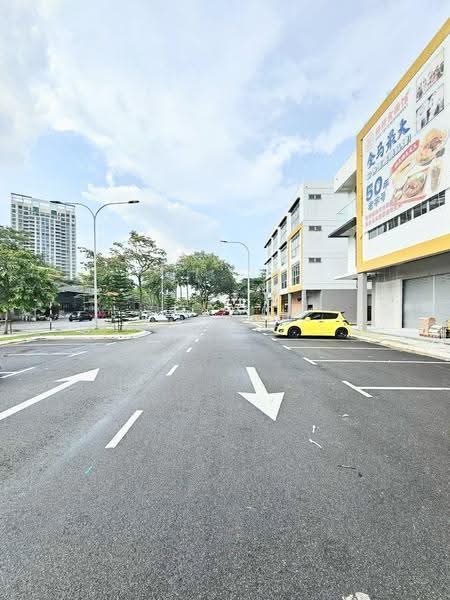 Shop / Office untuk Dijual di Taman Molek (Johor Bahru) - Yik Tat - Exterior - PropertyGuru.com.my