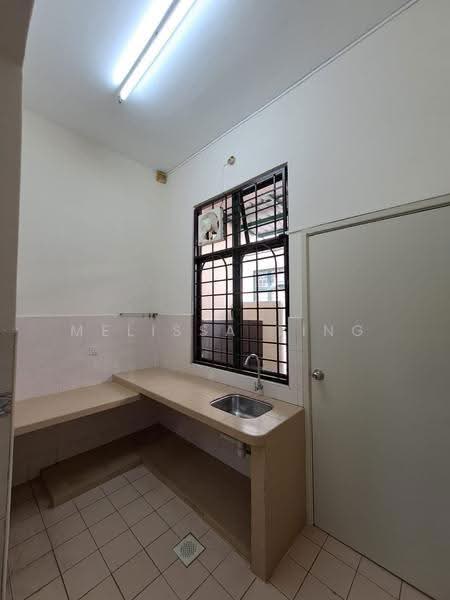 2-storey Terraced House for Sale in Taman Puchong Prima (Puchong) - Melissa Ting - Kitchen - PropertyGuru.com.my