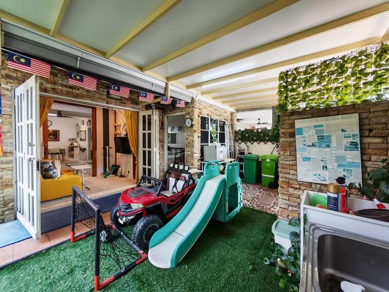 Rumah Teres 2-Tingkat untuk Dijual di Taman Setiawangsa (Setiawangsa) - Abid Sabarudin - Living Room - PropertyGuru.com.my