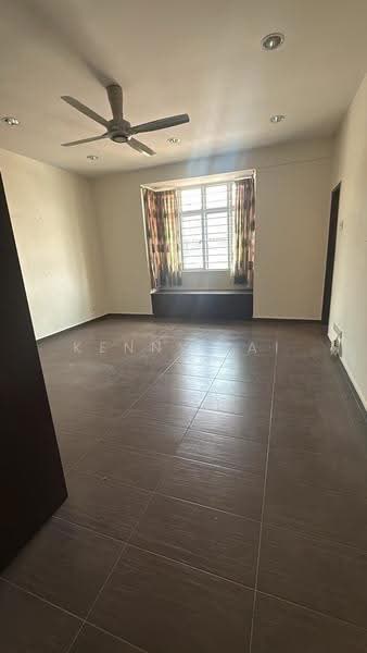Rumah Teres 2-Tingkat untuk Dijual di Cheras (Selangor) - Kenny Lai - Living Room - PropertyGuru.com.my