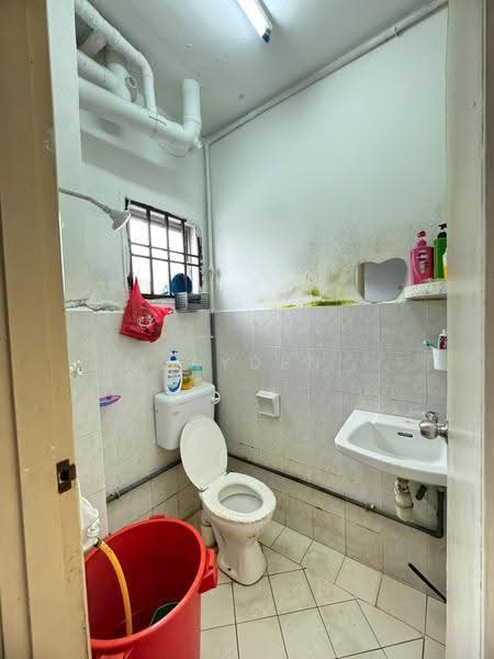 Apartment for Sale at Taman Desa Kempas - Jayden Ng - Bathroom - PropertyGuru.com.my