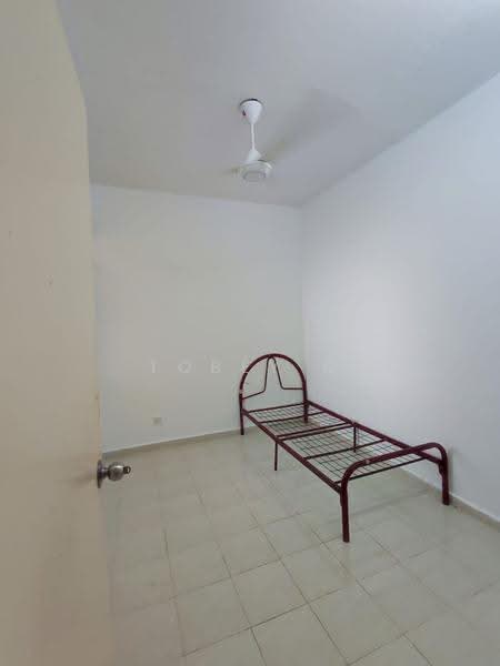 Pangsapuri untuk Dijual di Mentari Court - Tobey G - Bedroom - PropertyGuru.com.my