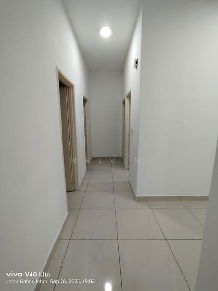 Kediaman Servis untuk Disewa di Pinnacle Tower - Kelvin Lei - Corridor - PropertyGuru.com.my