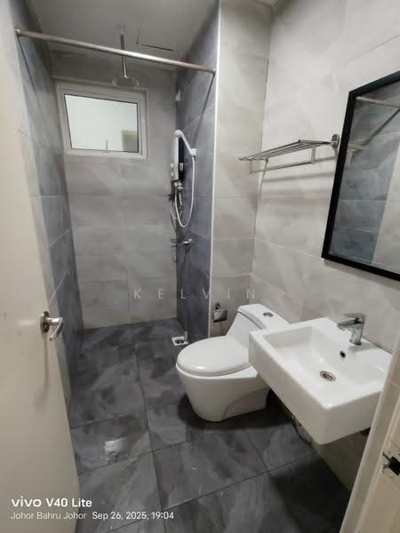 Kediaman Servis untuk Disewa di Pinnacle Tower - Kelvin Lei - Bathroom - PropertyGuru.com.my