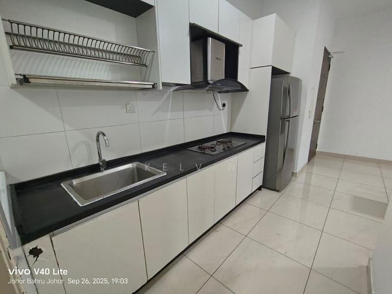 Kediaman Servis untuk Disewa di Pinnacle Tower - Kelvin Lei - Kitchen - PropertyGuru.com.my