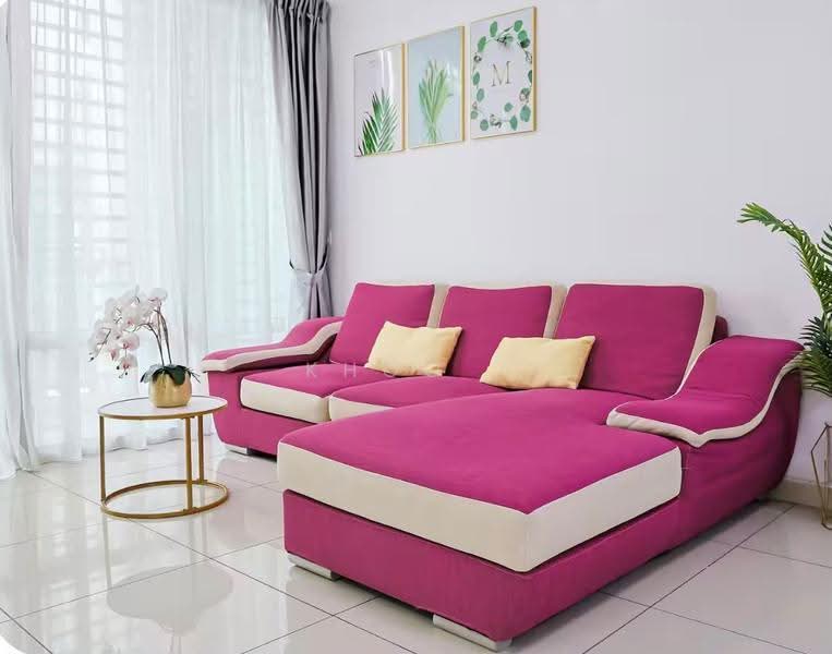Kediaman Servis untuk Dijual di Greenfield Regency - Khoo . - Living Room - PropertyGuru.com.my