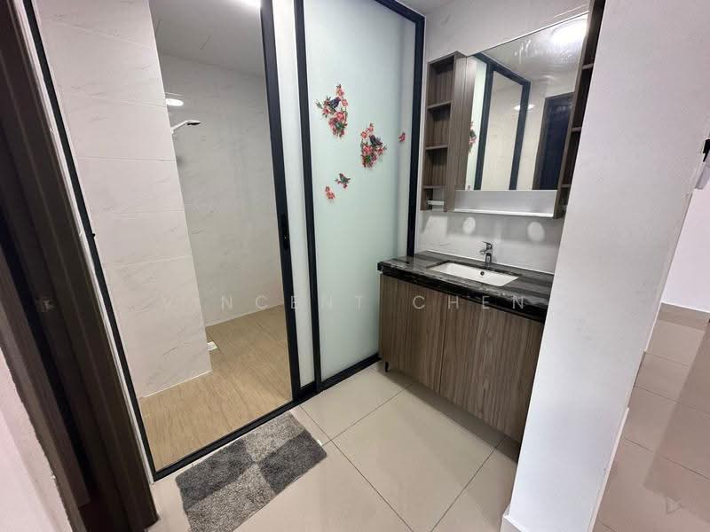 Kediaman Servis untuk Disewa di Country Garden Central Park - Vincent Chen - Bathroom - PropertyGuru.com.my