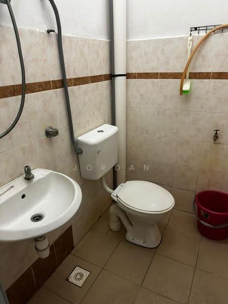 2-storey Terraced House for Rent in Taman Merak Mas (Bukit Katil) - Jordan Lee - Bathroom - PropertyGuru.com.my