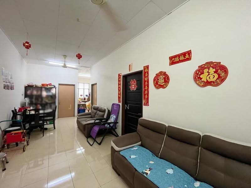 1-storey Terraced House for Sale in Taman Seri Impian (Alor Setar) - Jayden Geh - Living Room - PropertyGuru.com.my