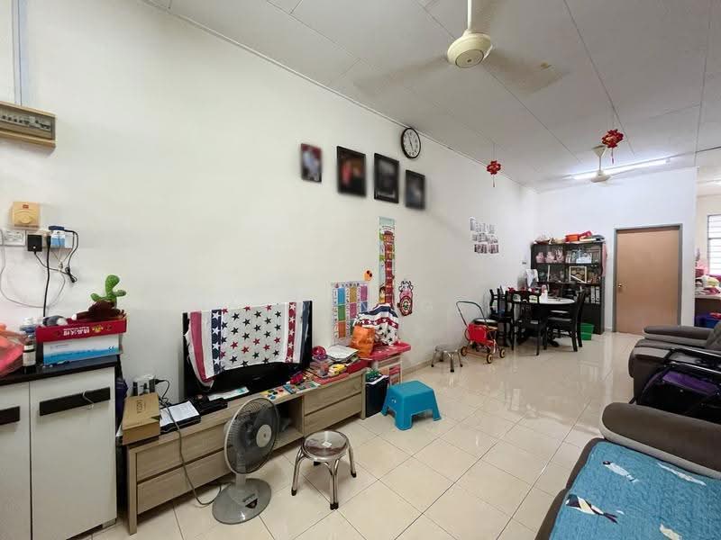 1-storey Terraced House for Sale in Taman Seri Impian (Alor Setar) - Jayden Geh - Living Room - PropertyGuru.com.my