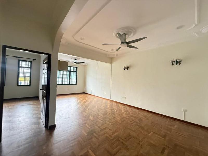2-storey Terraced House for Rent in Taman Molek (Johor Bahru) - Vera Chang - Living Room - PropertyGuru.com.my