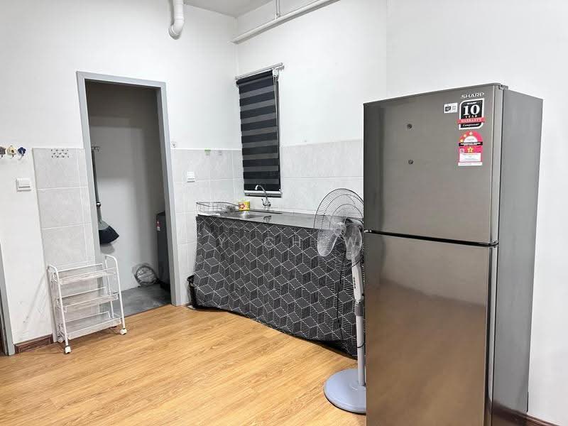 Apartment for Sale at Kemuning Idaman - TY Chew - Kitchen - PropertyGuru.com.my